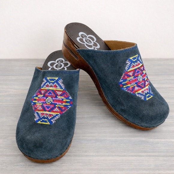 Sanita Shoes - Sanita Danish Clogs Suede Nurse Work Shoes Size 7.5 EU38 Gray Boho Aztec Chunky
